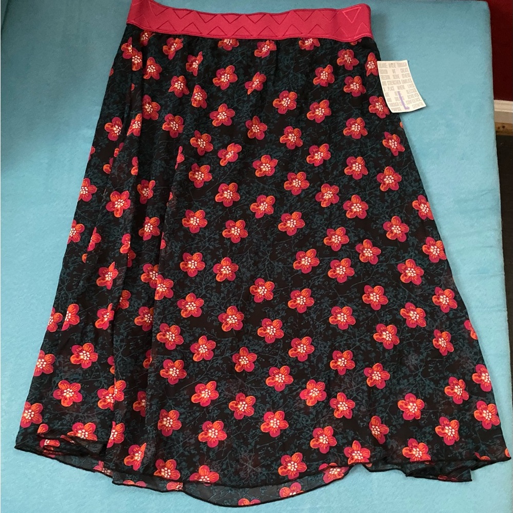 Nwt Lularoe Lola skirt large